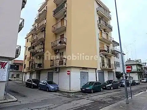 Appartamento in vendita a Massafra