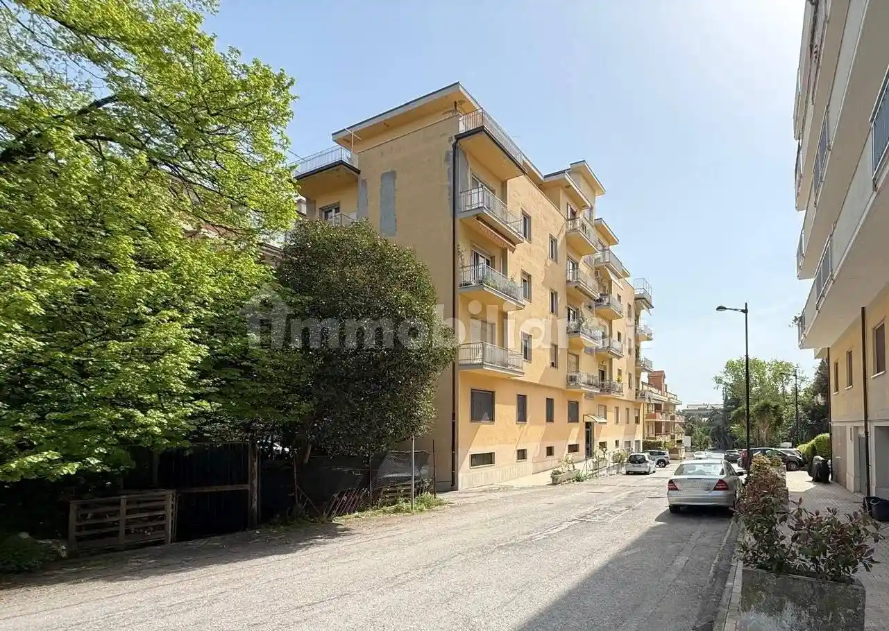 Appartamento in vendita a Pescara