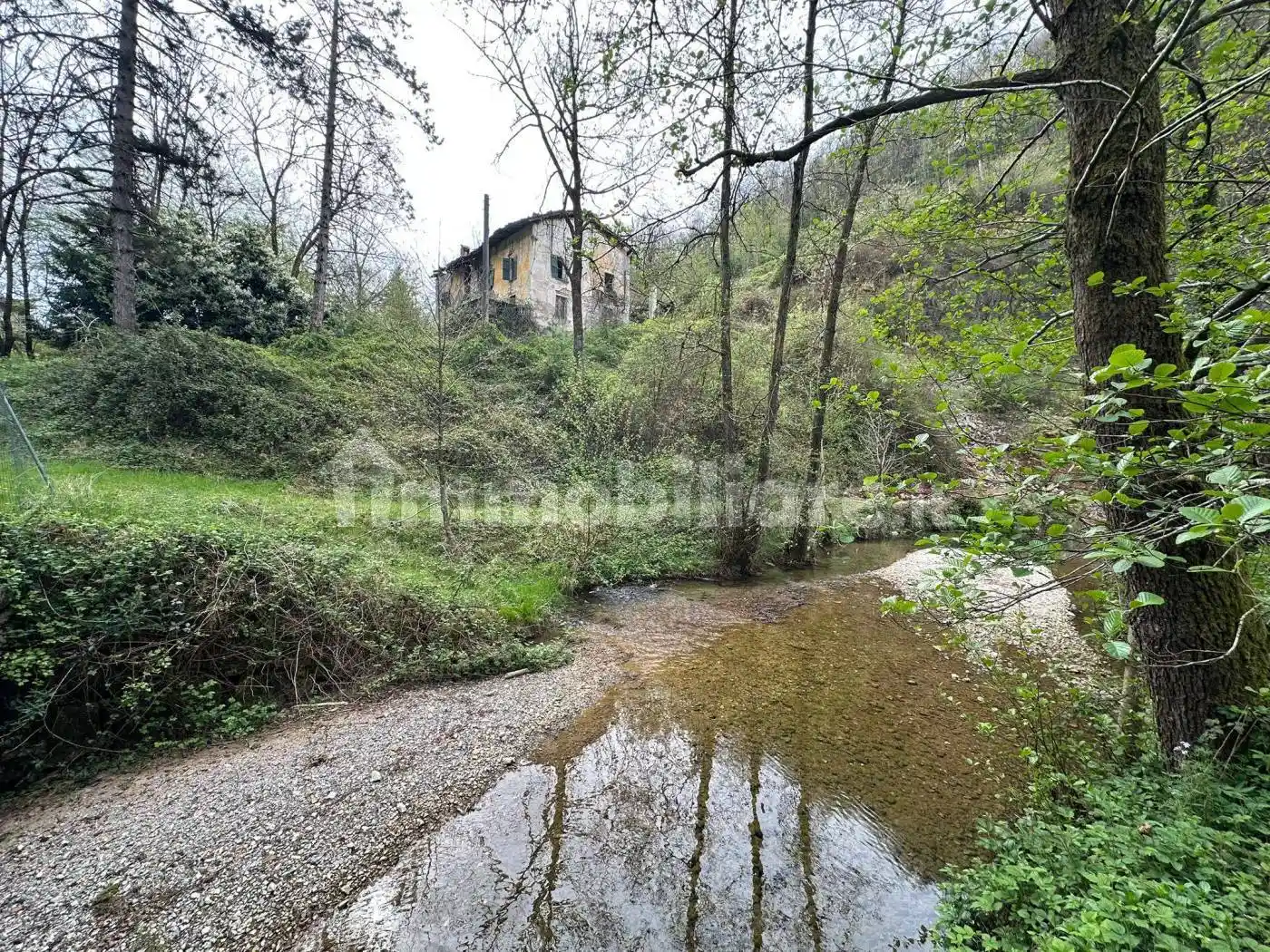 Rustico - Casale in vendita a Cene