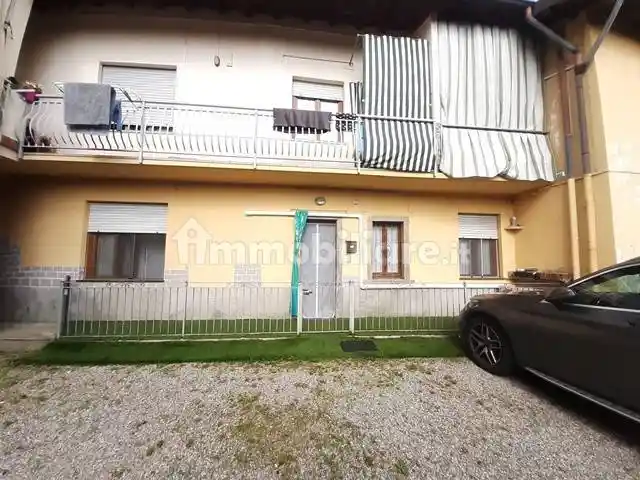 Appartamento in vendita a Caprino Bergamasco