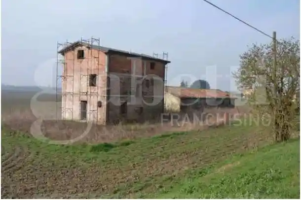 Rustico - Casale in vendita a Cavarzere