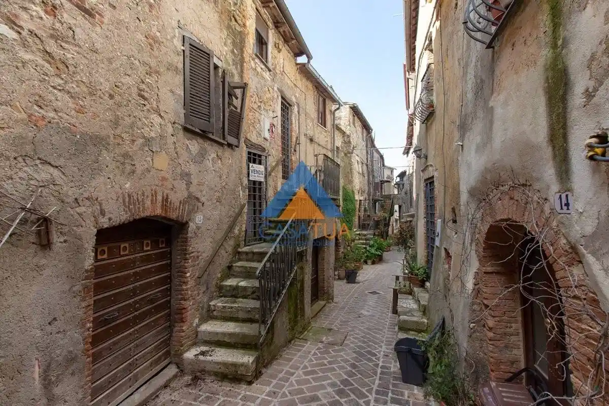 Casa indipendente in vendita a Giove