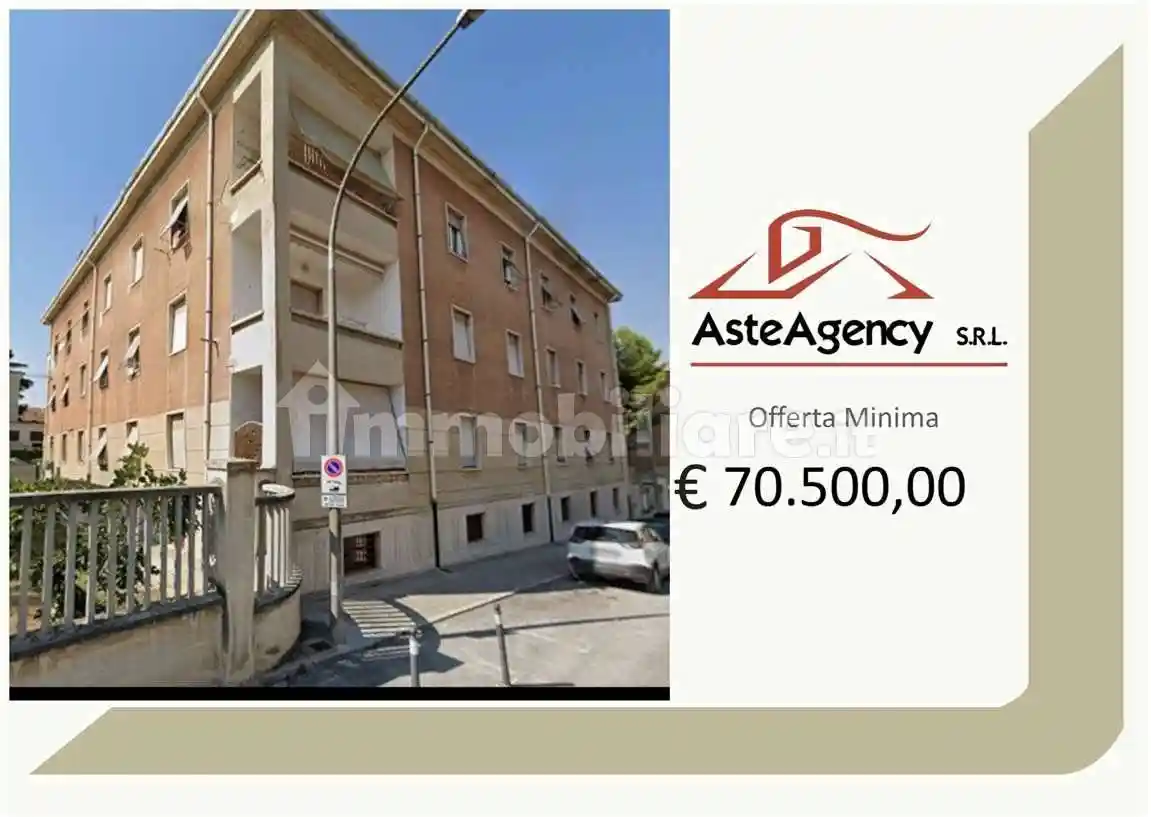 Appartamento in vendita a Jesi