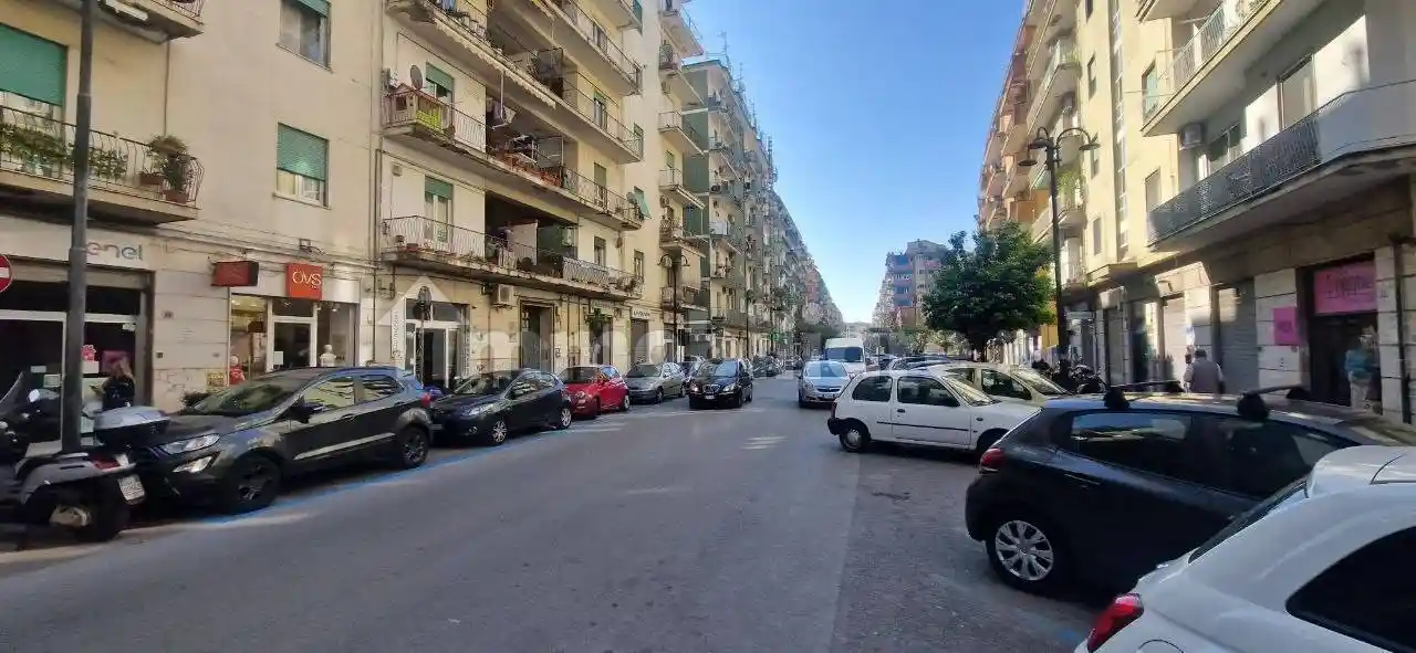 Appartamento in vendita a Salerno