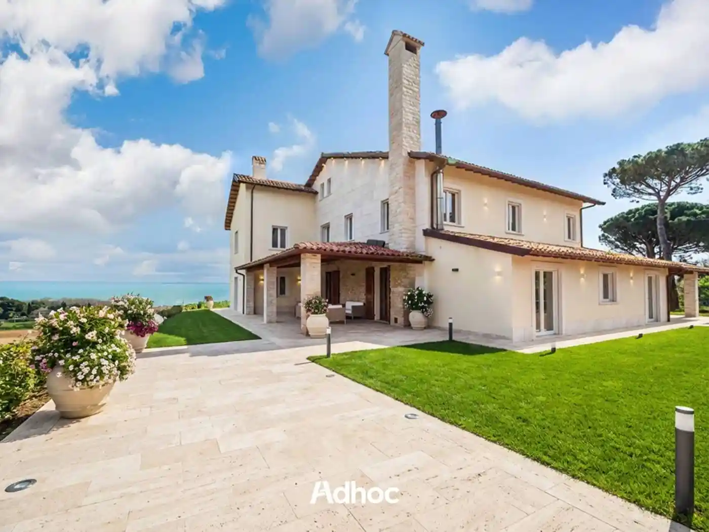 Villa in vendita a Pesaro
