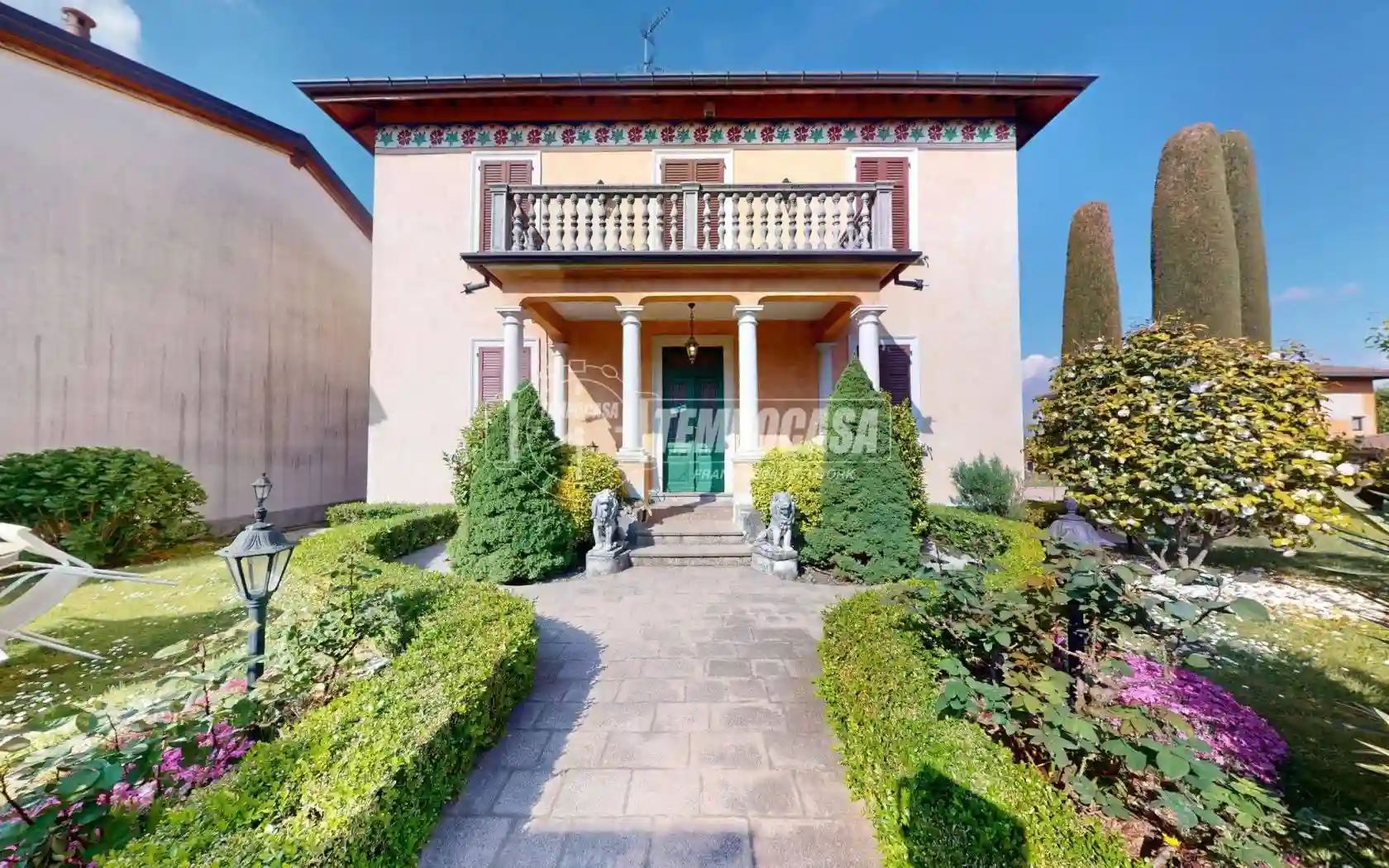 Villa - foto 2