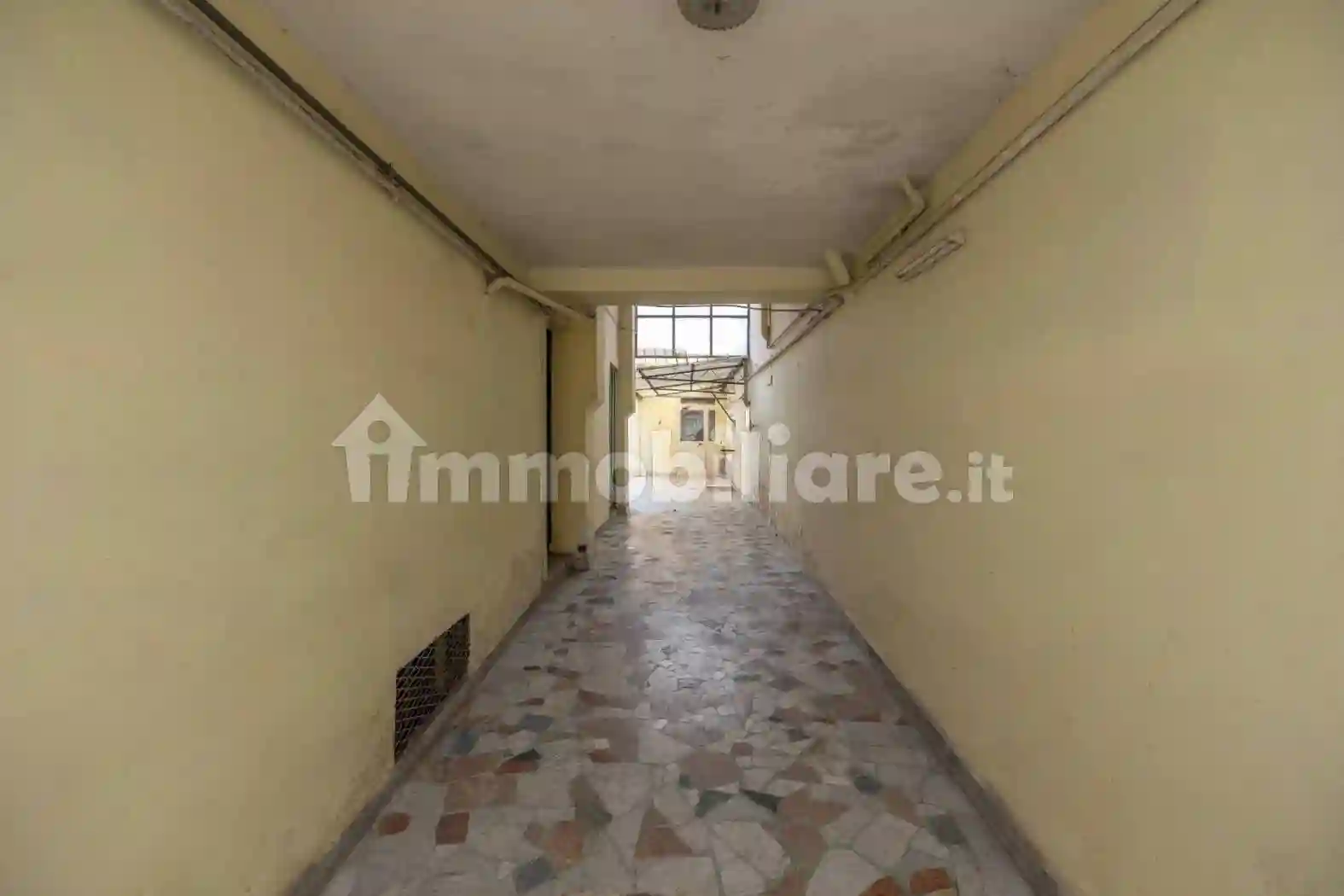 Palazzo - Edificio - foto 2