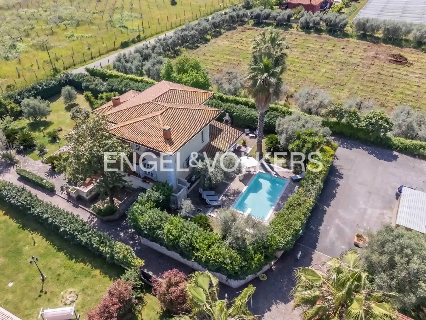 Villa in vendita a Cisterna di Latina