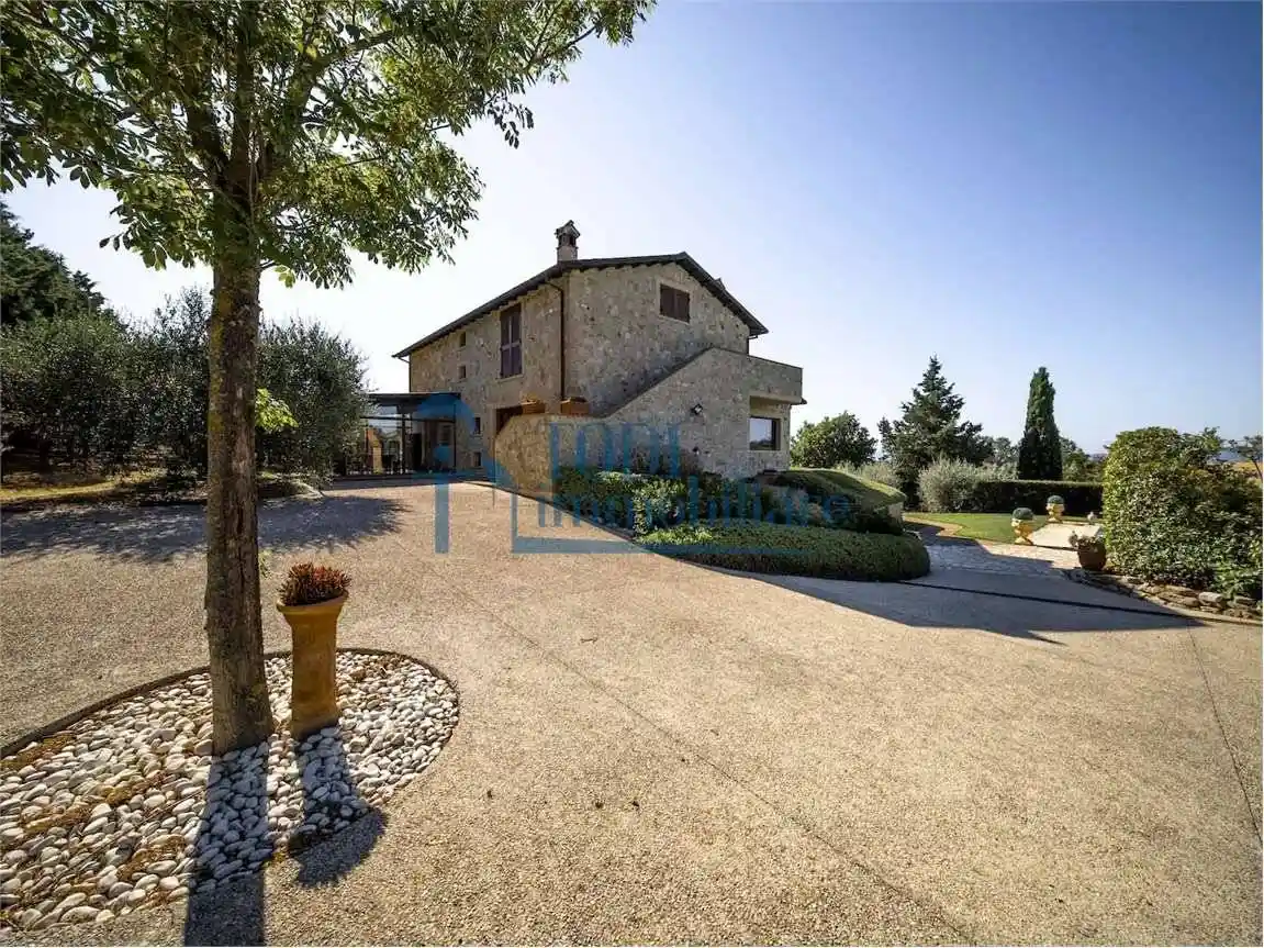 Villa in vendita a Montecastrilli