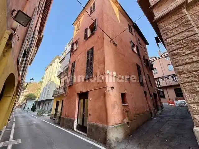 Palazzo - Edificio in vendita a Mondovì