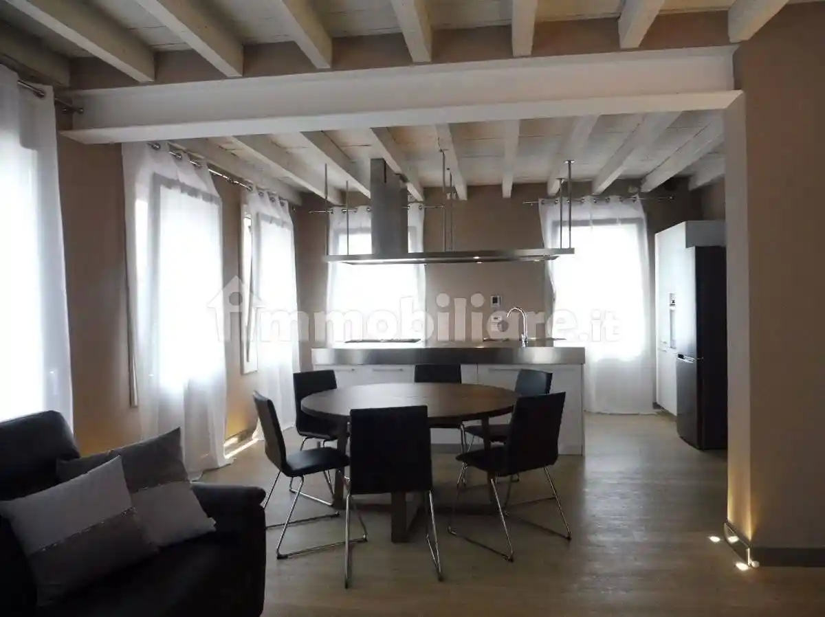 Appartamento in affitto a Schiavon