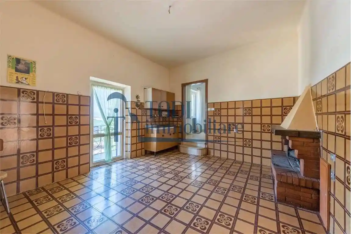 Casa indipendente in vendita a Massa Martana