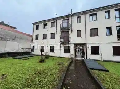 Appartamento in vendita a Pessano con Bornago