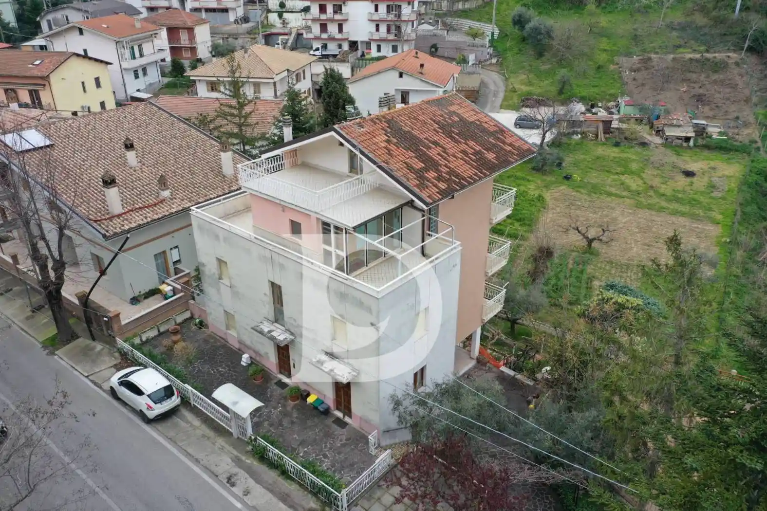 Casa indipendente in vendita a Penne