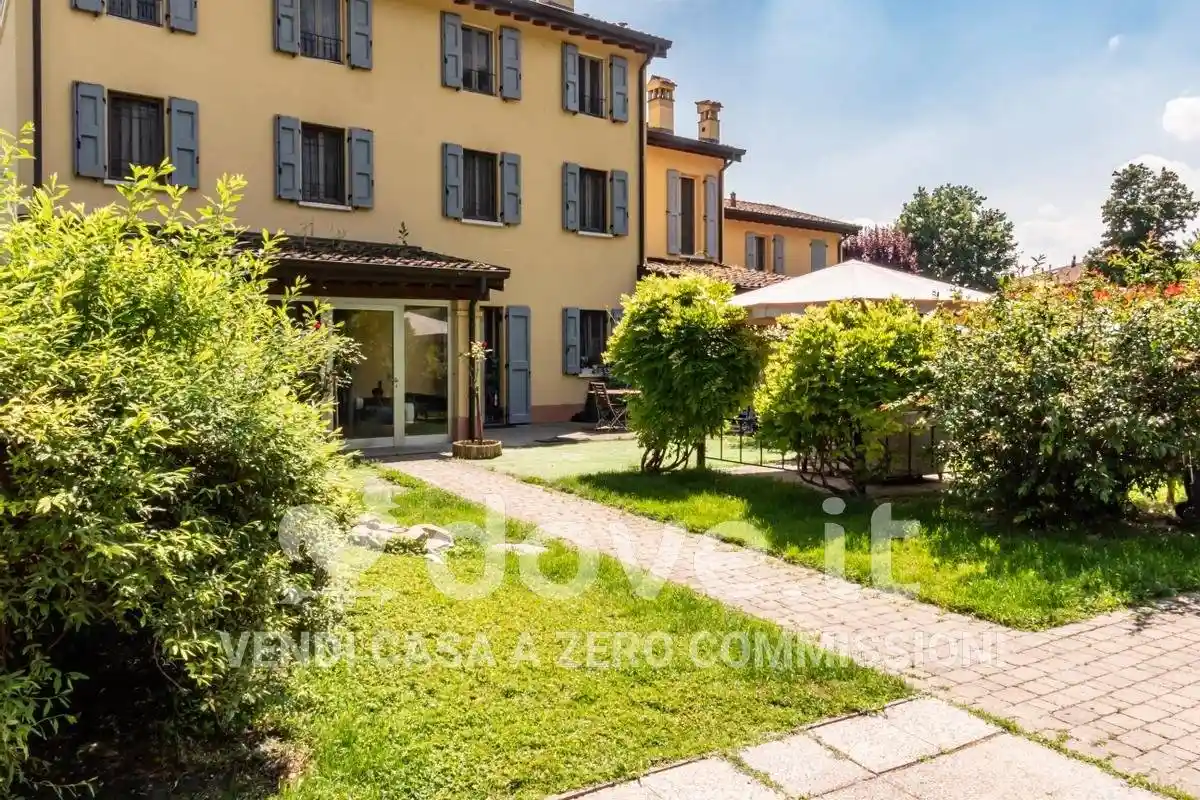 Casa indipendente in vendita a Modena