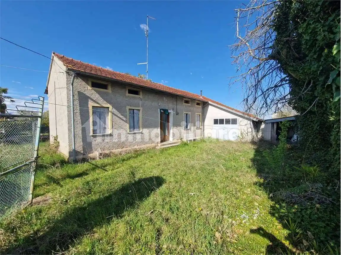 Rustico - Casale in vendita a Cordenons