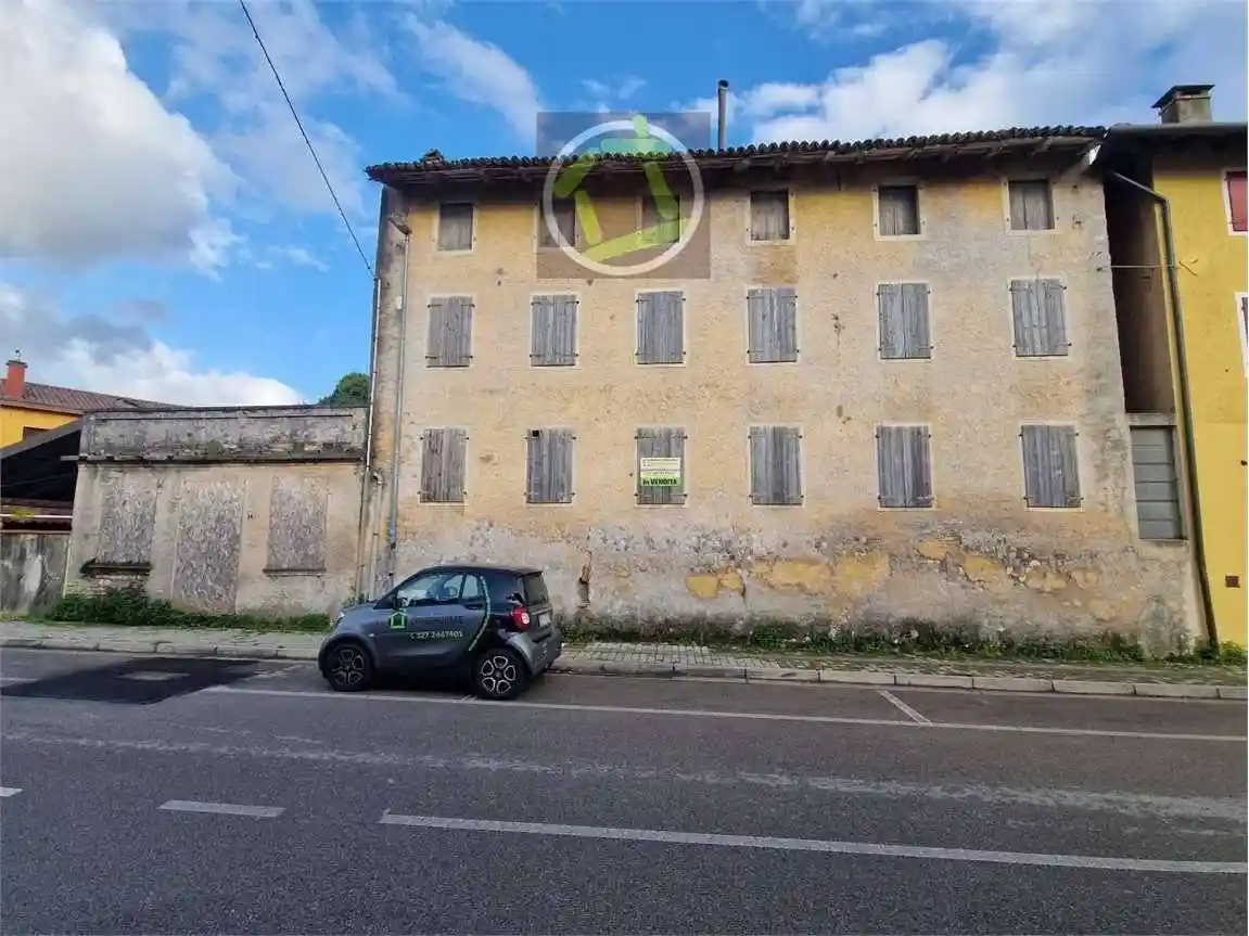 Rustico - Casale in vendita a Cordenons