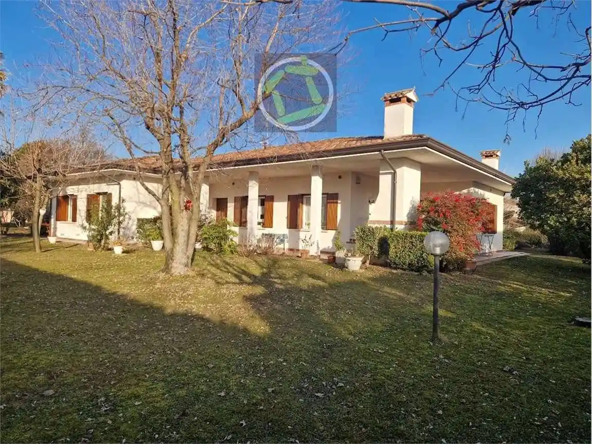 Villa in vendita a Cordenons