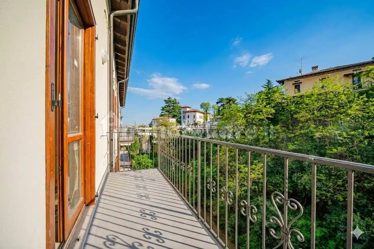 Appartamento in vendita a Toscolano-Maderno