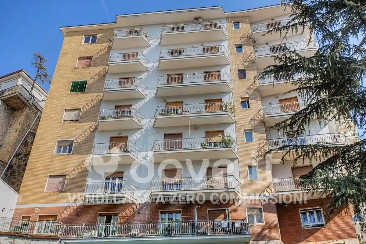 Appartamento in vendita a Napoli