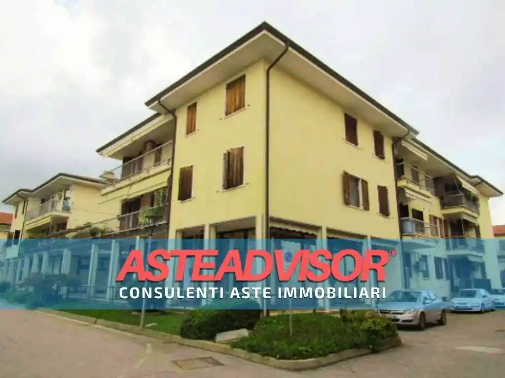 Appartamento in vendita a Lavagno