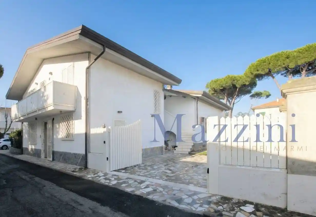 Villa in vendita a Forte dei Marmi