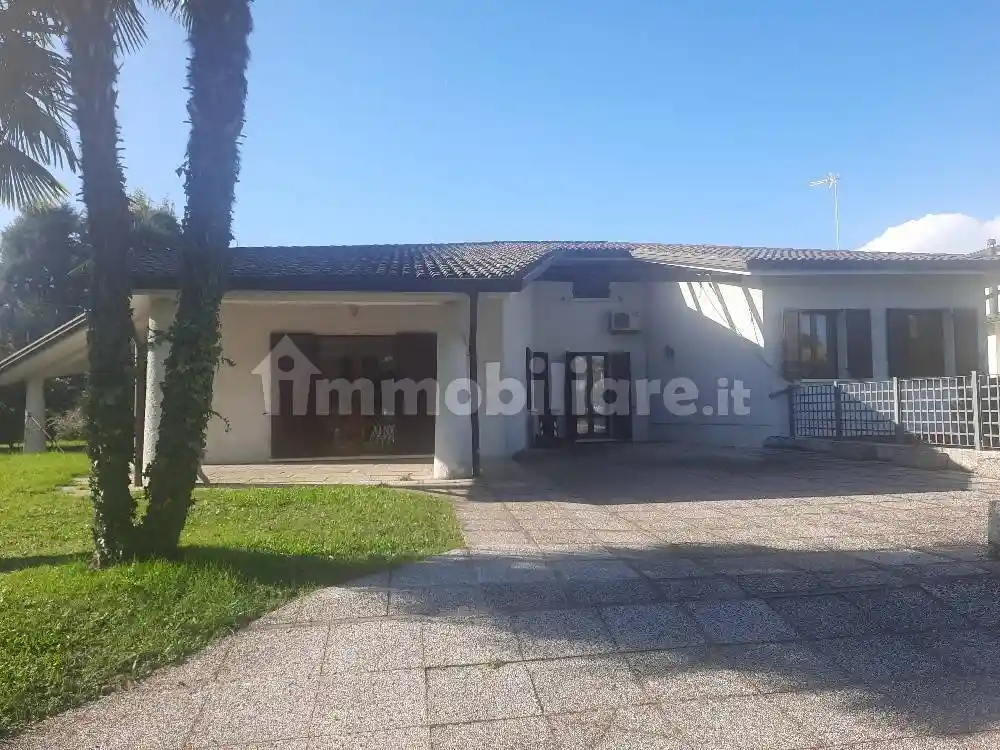 Villa in vendita a Tombolo