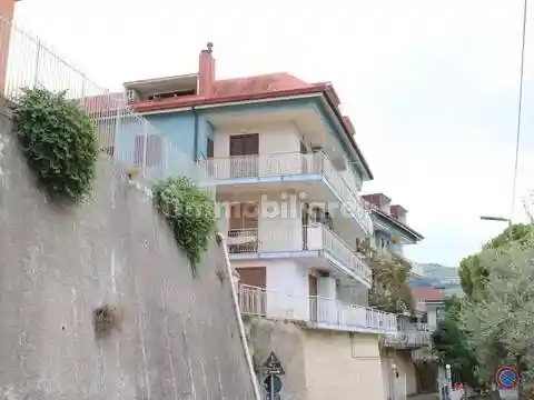 Appartamento in vendita a Torchiara