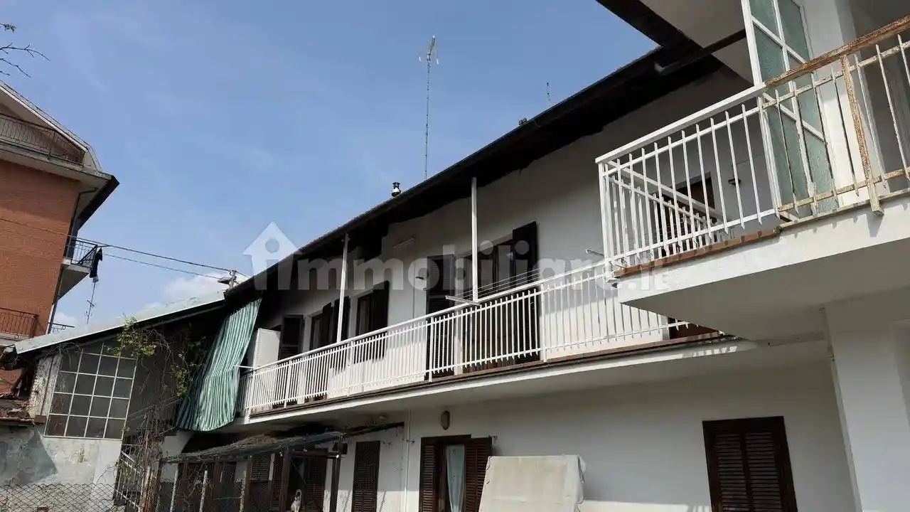 Appartamento in affitto a Rosta