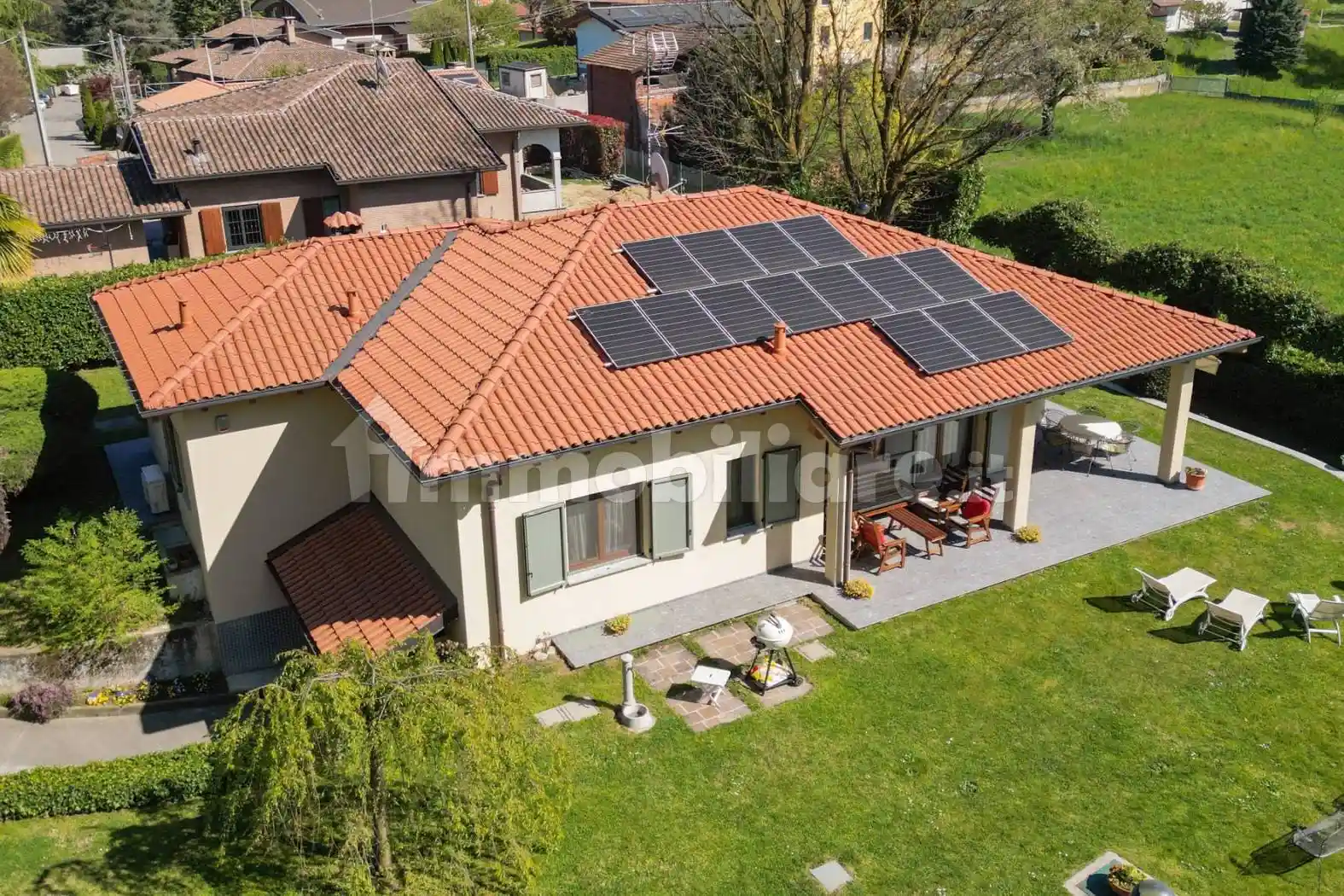 Villa in vendita a Appiano Gentile