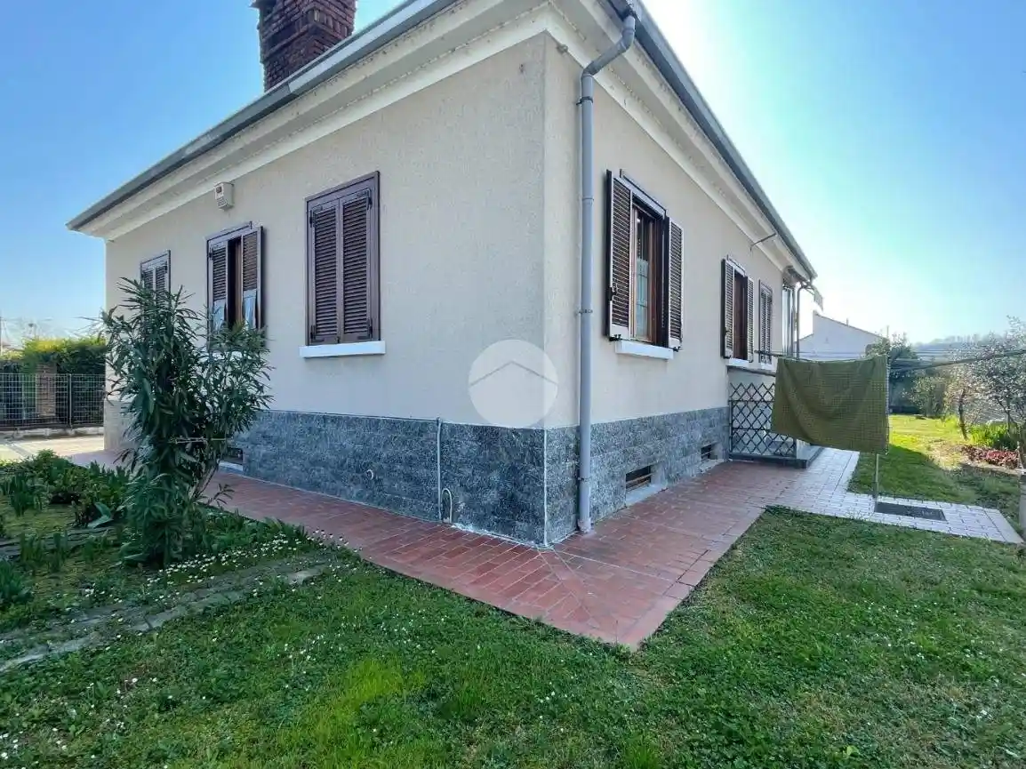 Casa indipendente in vendita a Asti