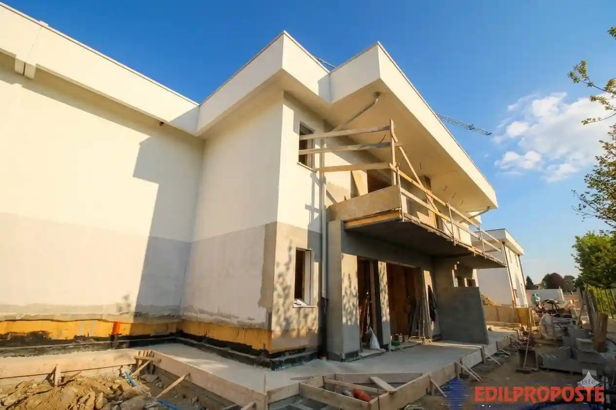 Villa in vendita a Lomazzo