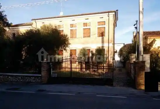 Villa in vendita a Altivole