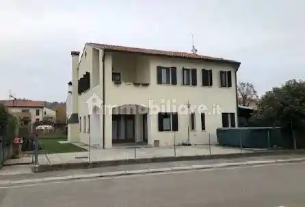 Casa indipendente in vendita a Nervesa della Battaglia