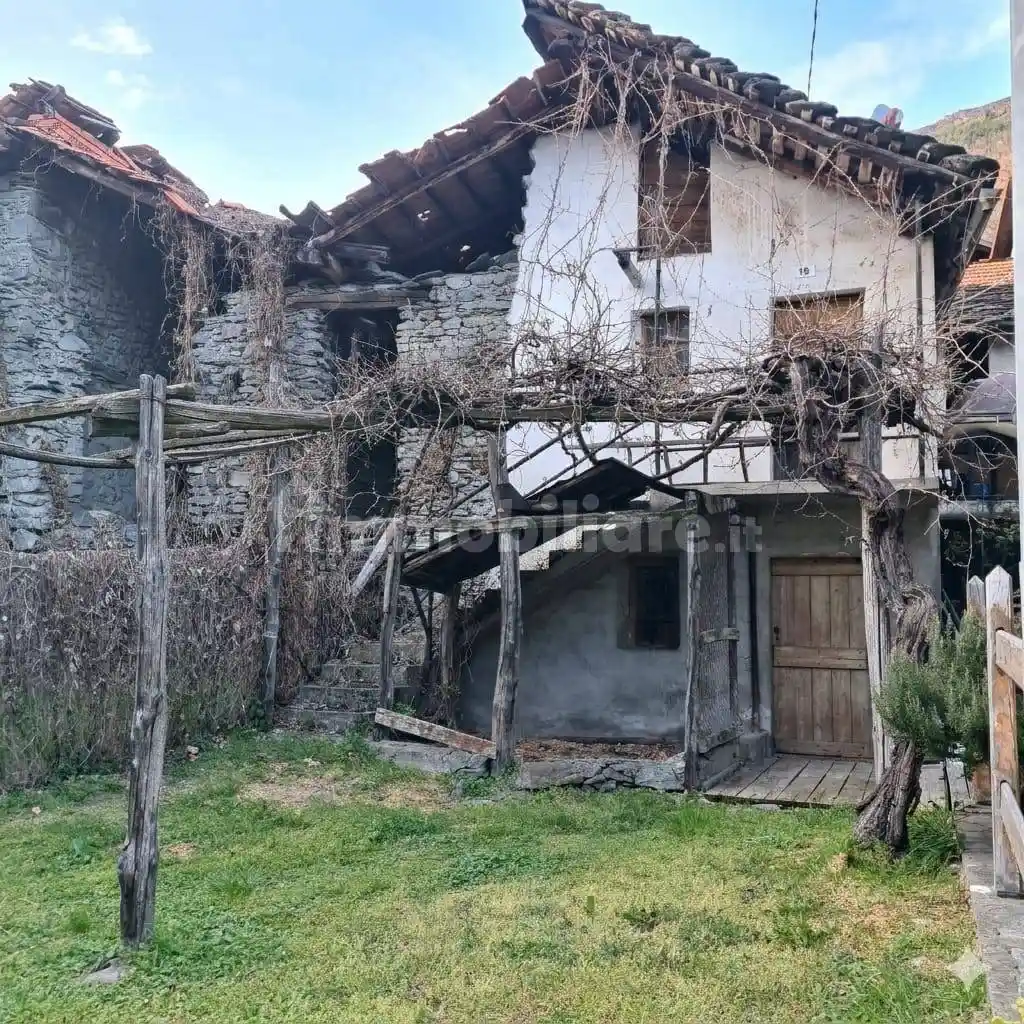 Rustico - Casale in vendita a Quart