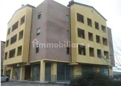 Palazzo - Stabile in vendita a Magione