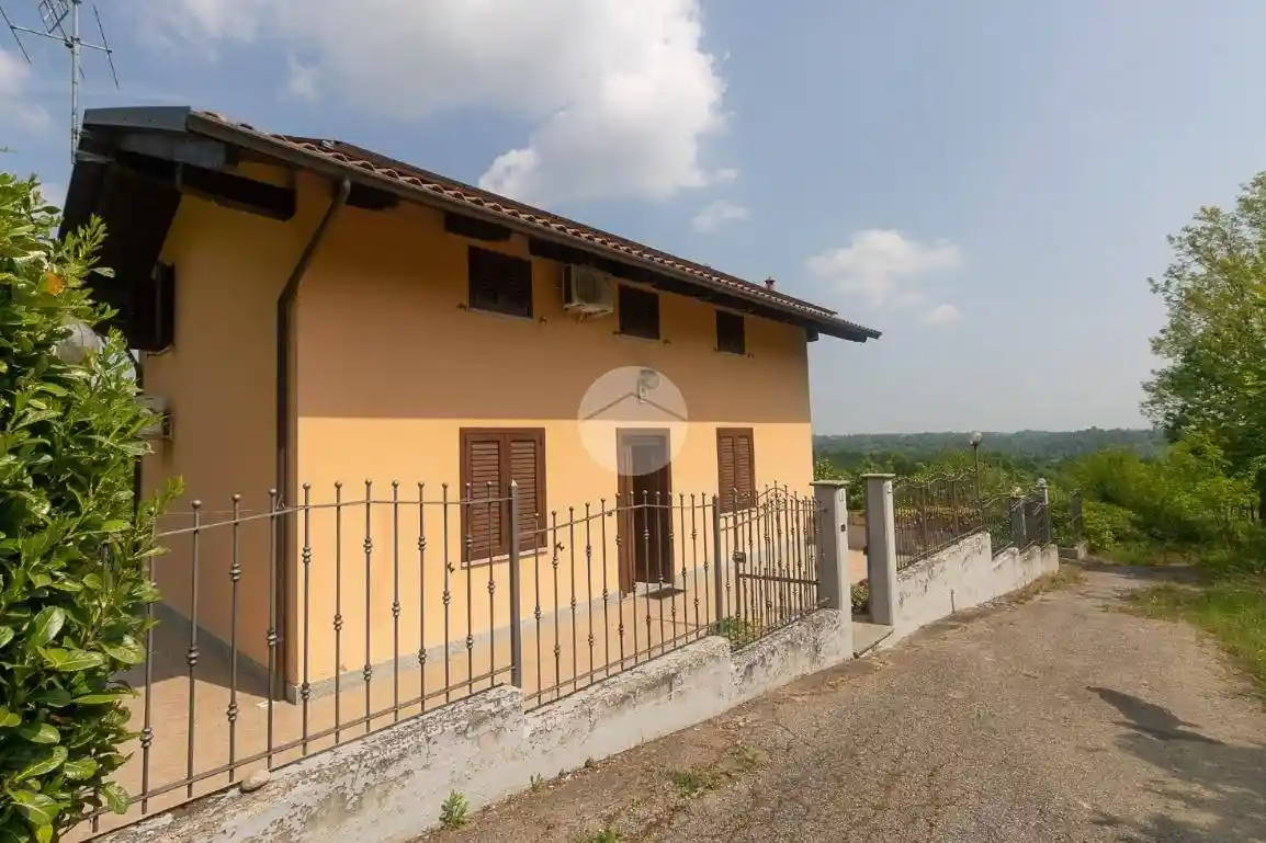 Villa in vendita a Cortandone