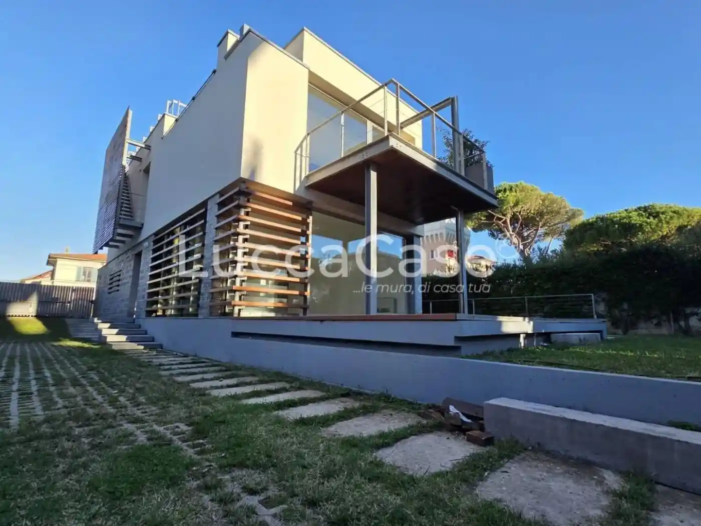 Villa in vendita a Camaiore