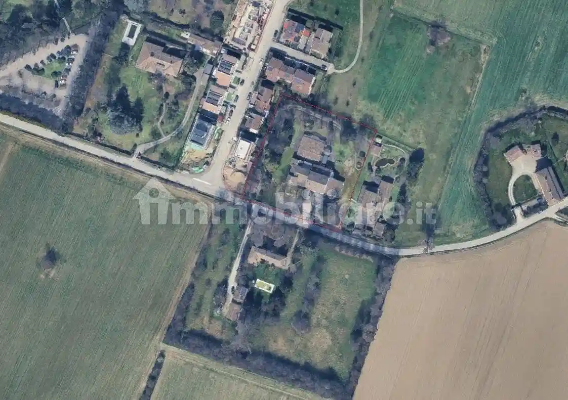 Villa in vendita a Parma