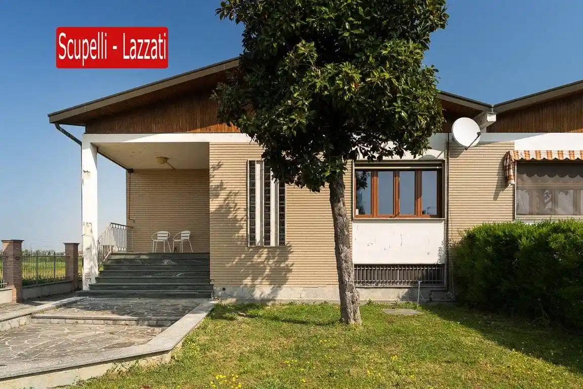 Villa in vendita a Voghera