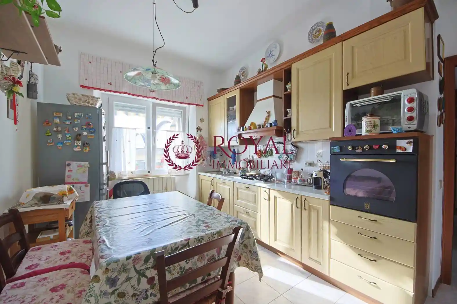 Appartamento in vendita a Livorno