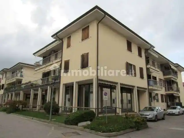 Appartamento in vendita a Lavagno