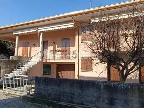Villa in vendita a Casarsa della Delizia