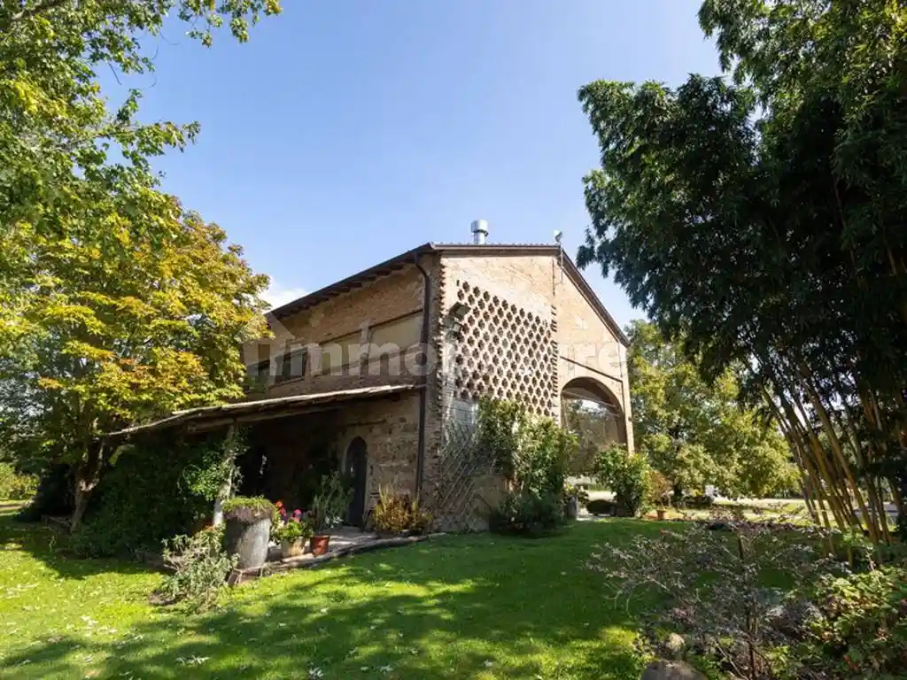 Rustico - Casale in vendita a Parma