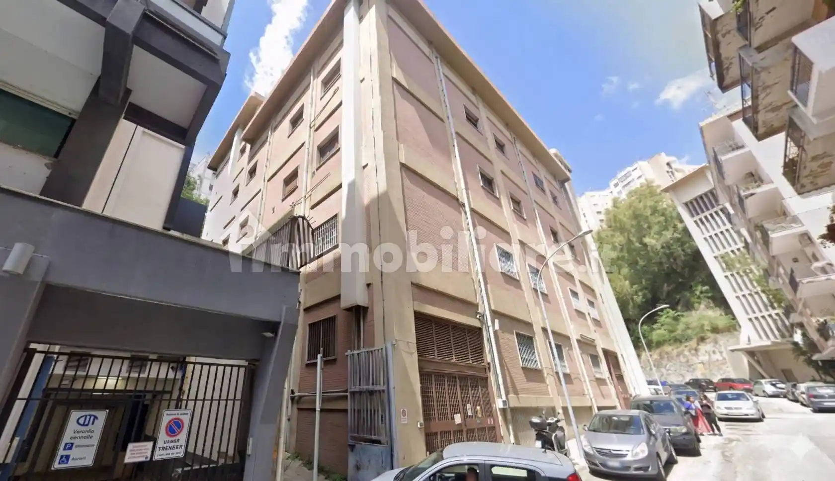 Palazzo - Edificio in affitto a Messina