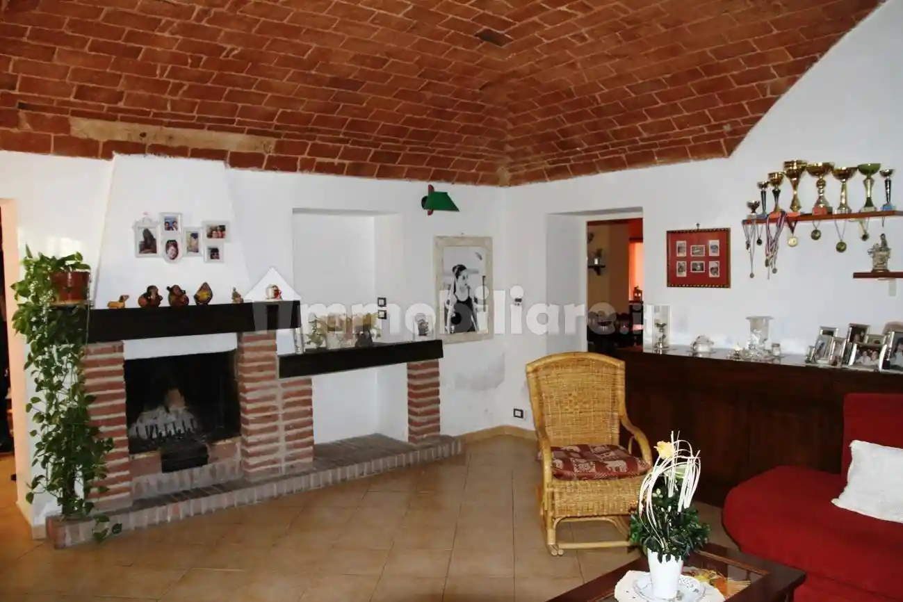 Villa in vendita a Casale Monferrato