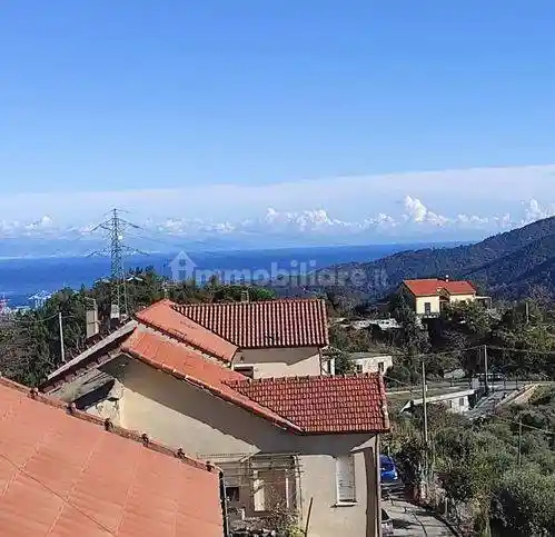 Casa indipendente in vendita a Vado Ligure