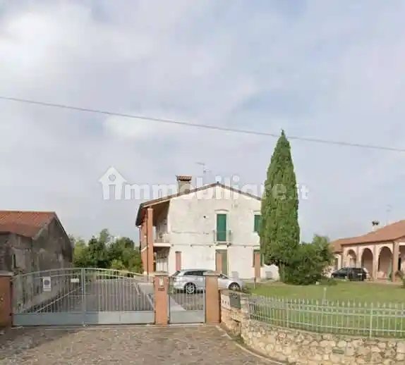 Appartamento in vendita a Lonigo