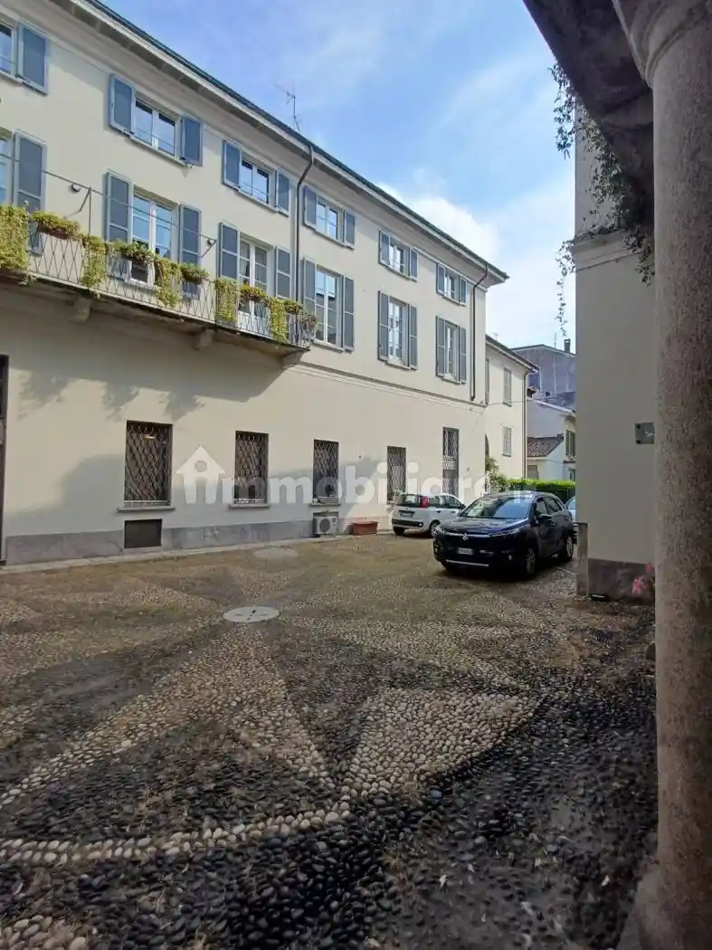 Appartamento in affitto a Pavia