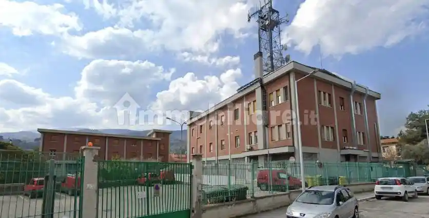 Palazzo - Edificio in affitto a Ascoli Piceno